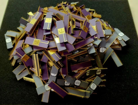 366pc 5lb 4oz VINTAGE DIP-40 PROCESSOR IC CHIP SCRAP FOR PRECIOUS METAL RECOVERY Cover