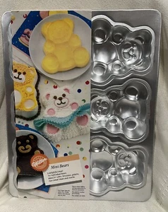 WILTON 1991 MINI BEARS CAKE PAN, 6 CAVITY, 2105-4497 - Indonesia - with Insert - Picture 1 of 5