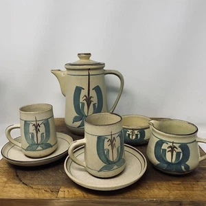 Beautiful Vintage Honiton Devon Pottery Jug Coffee Set Pot Mugs Saucers 1970’s - Picture 1 of 12