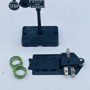 LIONEL 140 Automatic Banjo Signal & connector, box & docs - Picture 1 of 7