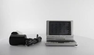 Sharp Zaurus écran LCD couleur portable 640x480 32 Mo RAM import Japon (SL-C700) - Photo 1 sur 3