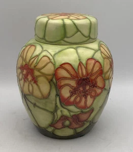 Schönes MOORCROFT Collectors Club Ingwerglas - Kapuzinerkresse von Sally Tuffin 1992 - Bild 1 von 3