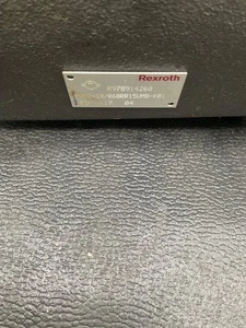 REXROTH PVV2-1X/068RR15UMB-K01 Hydraulic Vane Pump NEW - Picture 1 of 4