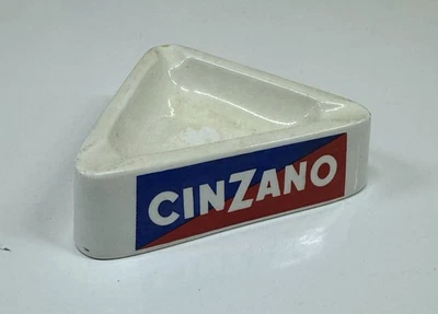 "Cenicero triangular CINZANO 5"" vermut blanco cerámica Richard Ginori Italia 89-4" Foto 1 de 4