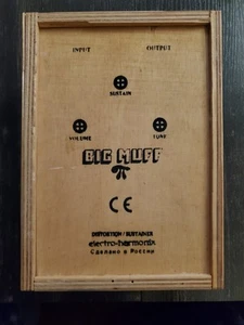 Electro Harmonix Big Muff Holzbox ohne Pedal - Bild 1 von 5