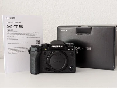 Fujifilm X-T5 40,2MP Spiegellose Systemkamera, schwarz, 4200 Aus. - Bild 1 von 4