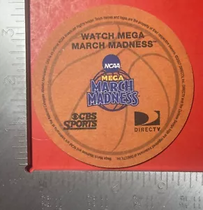NCAA MARCH MADNESS (CBS SPORTS) DIRECTV 2007 HOOPIDEMIC 3,5 ZOLL BIERUNTERSETZER - Bild 1 von 2