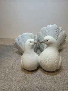 LLADRO DAISA Dove  FIGURINE PORCELAIN 1169 RETIRED COUPLE of LOVE DOVES  - Picture 1 of 10