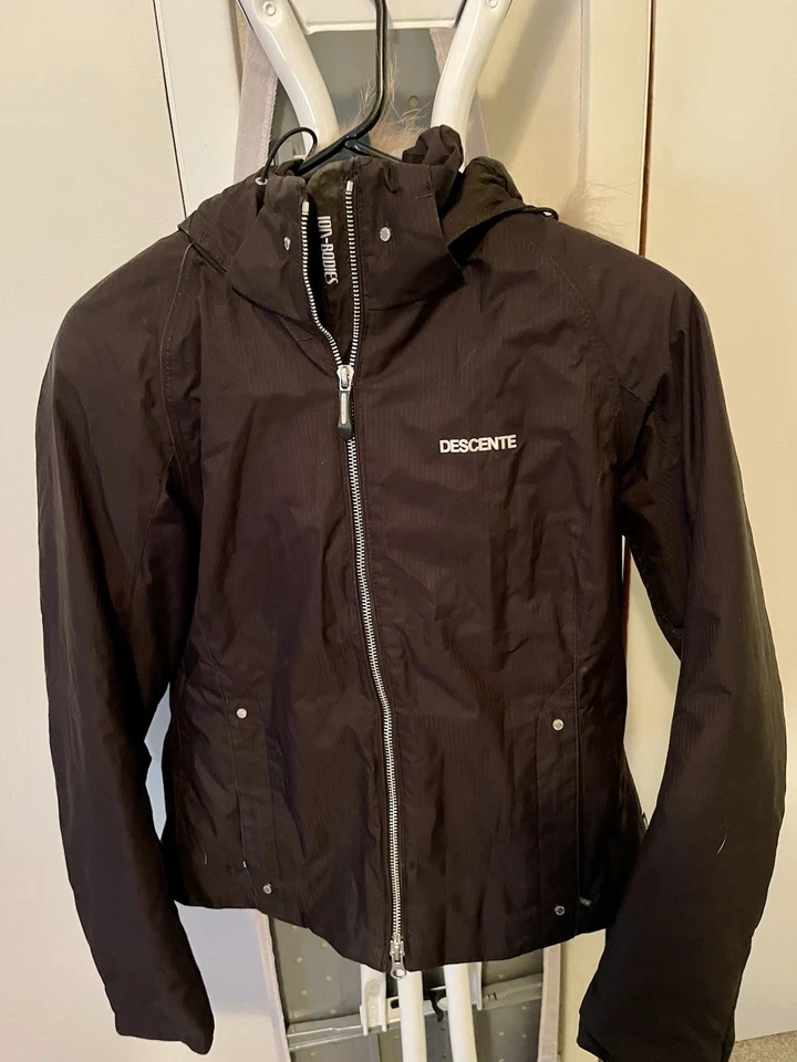 Chaqueta de esquí de invierno para mujer Descente negra talla 6 Foto 1 de 4