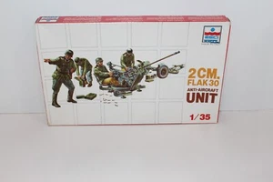 ESCI Ertl 1/35 2cm-Flak 30 Anti-Aircraft Unit 5013 plus Tamiya Panzer Ausf F/G - Picture 1 of 14