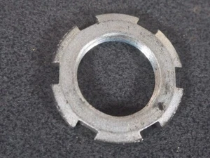 YAMAHA GTS1000 1993 90179-25811 NUT 13378 - Bild 1 von 4