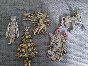 Vintage Christmas ornaments gold and Silver Tone Set Of 5 - Picture 1 of 7