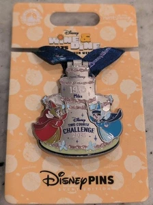 Prendedor medalla de dos cursos media maratón 2025 Disney World RunDisney Wine Dine EE 1800 - Imagen 1 de 3