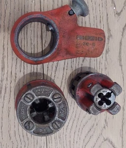 Ridgid 00-R Ratchet Pipe Threader Head w/ 1/2" Die & 3/8" Die - Picture 1 of 4