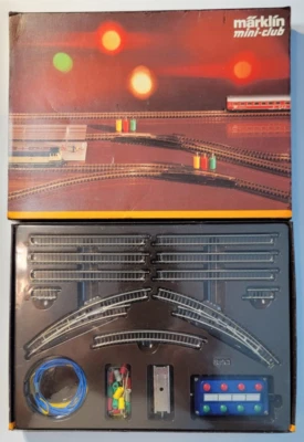 Marklin Z 8193 - Double Track Extension Set for T2 NIB - Image 1 of 2