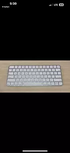 Apple Magic Keyboard Blue - Picture 1 of 1