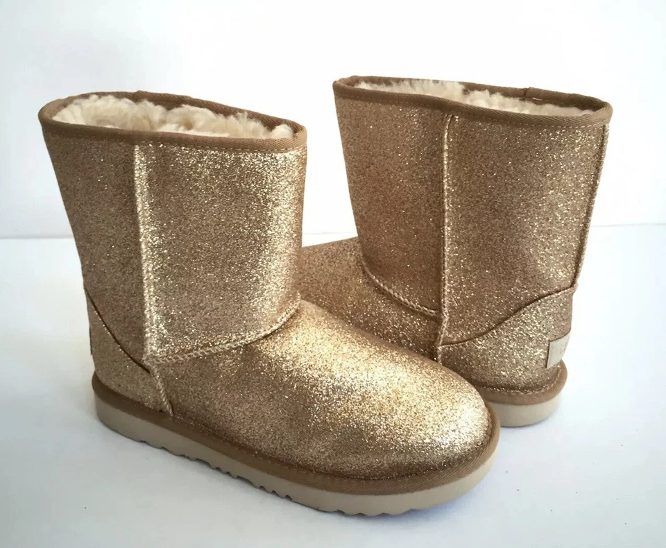 UGG Australia BOOTS Classic Short II Glitter Gold Youth Size 4.0