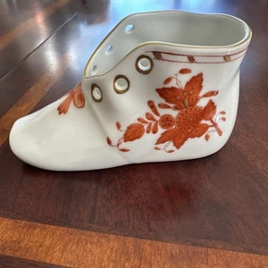 Herend Baby Shoe Chinese Bouquet Rust Hand Painted Porcelain 7570 Hungary - Picture 1 of 8