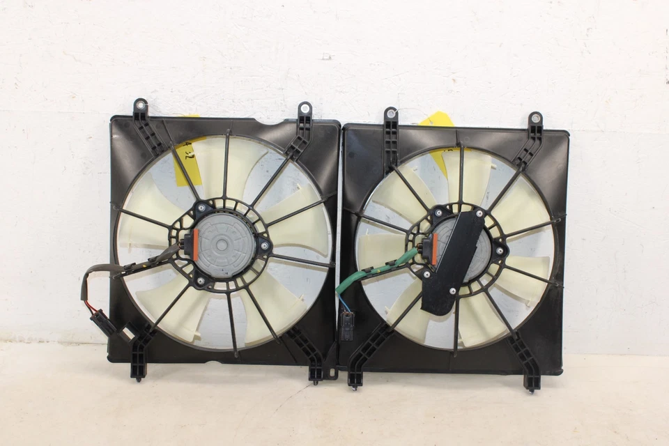 2015-2020 Acura TLX 2.4l Radiator Fan Set OEM MA52 - Image 1 of 4