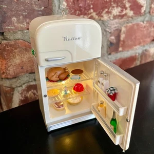 Frigorifero Holiday White 2007 Hallmark ricordo ornamento luce funziona - Foto 1 di 8