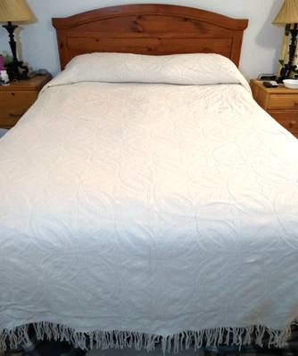 Patrón de anillo de boda vintage con flecos colcha tamaño queen 118 x 104 100 % algodón Foto 1 de 4