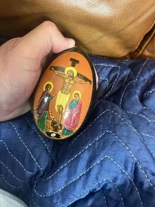 Hermoso huevo de Pascua ruso pintado a mano que representa la crucifixión de Jesús (F2025F) - Imagen 1 de 11