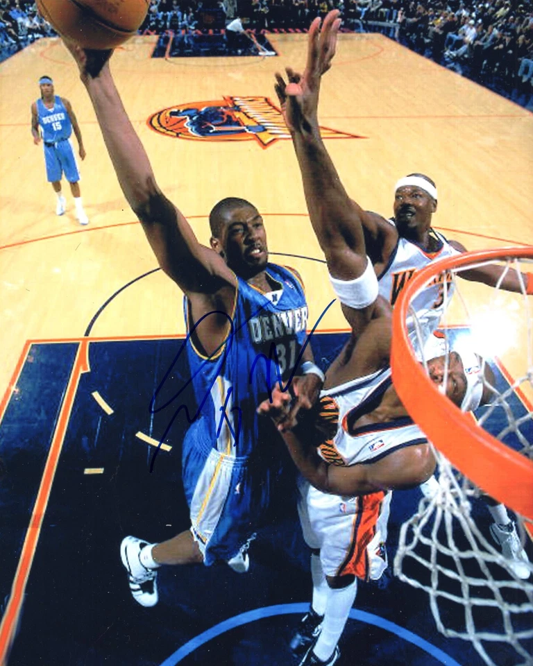 Nene Hilario NBA 丹佛掘金队手工签名亲笔签名 8 x 10 照片 — 第 1/1 张图片