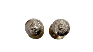 LOTE DE 2 BOTONES TÚNICOS ANODIZADOS PUBLICADOS CUERPO DE ENFERMERÍA DEL EJÉRCITO REAL. - Imagen 1 de 3
