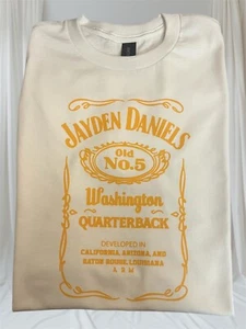 JAYDEN DANIELS OLD # 5 ROTY QUARTERBACK COMMANDERS - tshirt Men’s SZ 3XL NWOT - Picture 1 of 3