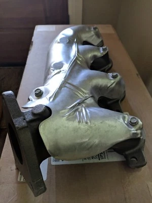 Colector de escape del lado del conductor Hummer H2, Chevrolet, Cadillac, GMC OEM GM 12616285 Foto 1 de 4