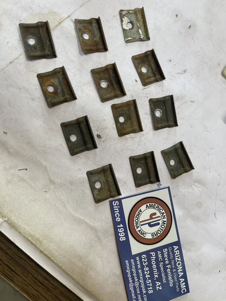 Clip de ajuste de panel basculante AMC AMX 1970-74 AMC original Foto 1 de 1