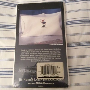 Ralph Lauren Standard Kissenbezug Polo Bear Weiß Rot Blau Playing Polo 1995 Neu in Verpackung - Bild 1 von 5