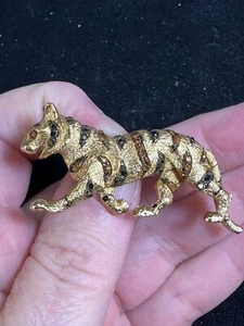 Cat Tiger Amber & Marcasite Rhinestone CAPRI Vintage Gold Brooch Pin M-6555 - Picture 1 of 4