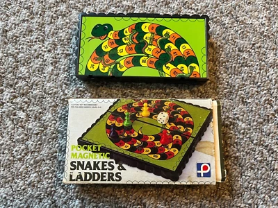 Vintage Pocket Snakes & Ladders Game - Excellent Condition - Image 1 of 4