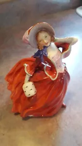 ROYAL DOULTON 1934 AUTUMN BREEZES FIGURINE - Picture 1 of 6