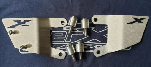 Benelli TNT 125 Pillion Peg Delete Brackets pair Passenger Footpeg removal Foto 1 de 4