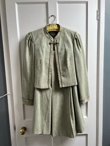 Der Trachtenmeister Sage Green Wool Skirt Suit Set 14 Oktoberfest - Picture 1 of 19