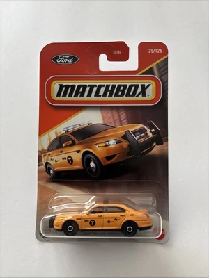 Matchbox Ford Police Interceptor Amarillo 29/125 Nueva York Mattel Foto 1 de 4