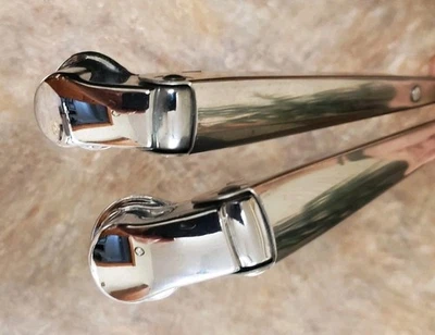 Oldsmobile 88 y 98 1964 brazos limpiaparabrisas par original diestro y derecho GM 589604 y 589605 Foto 1 de 4