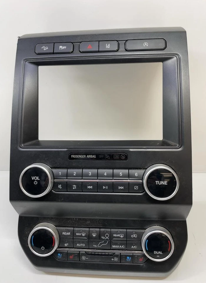 Сиденья с подогревом двухзонные панель управления радио Ford Expedition 2020-2021 годов выпуска - Изображение 1 из 3