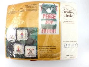 The Creative Circle HAPPY HOLIDAYS #2159 2 pezzi kit artigianale vintage Natale - Foto 1 di 5