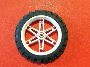 LEGO Technic Reifen Rad 81.6 x 14.2 Z Felge weiß - Bild 1 von 1
