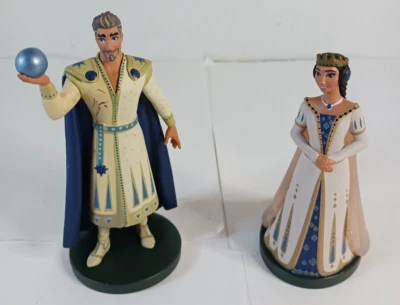 Disney Wish King Magnifico + Queen Amaya 4"  Figures - Image 1 of 4