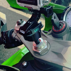 Adaptador de riel para cámara de acción de bola Ultimateaddons de 1 pulgada / 25 mm para navegación por satélite GPS RE - Imagen 1 de 5