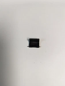 YAESU VX150 VXA220 FT60R HX270/370/500/600 Riegelnagel (Original) RA055770B/C - Bild 1 von 3