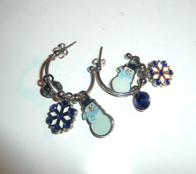 Orecchini smaltati Babbo Natale e Fiocco di Neve - Immagine 1 di 4