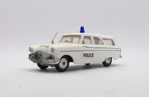 CORGI TOYS FORD ZEPHYR MOTORWAY PATROL 'POLICE'  REPAINTED GOOD CONDITION - Picture 1 of 8