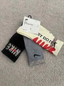 Nike Everyday Plus Cushioned Crew Socks REFLECTIVE (3 Pairs) DQ9168-902 - Picture 1 of 6