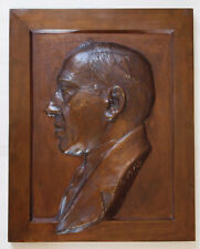   August William MUES (1877-1946). Bronzerelief. Herrenbildnis im Profil. 9,4 KG