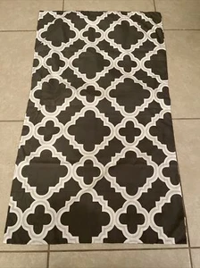 2 FUNDAS DE ALMOHADA ISAAC MIZRAHI REY Gris Blanco NUEVAS SIN ETIQUETAS moda suave ENVÍO GRATUITO - Imagen 1 de 12